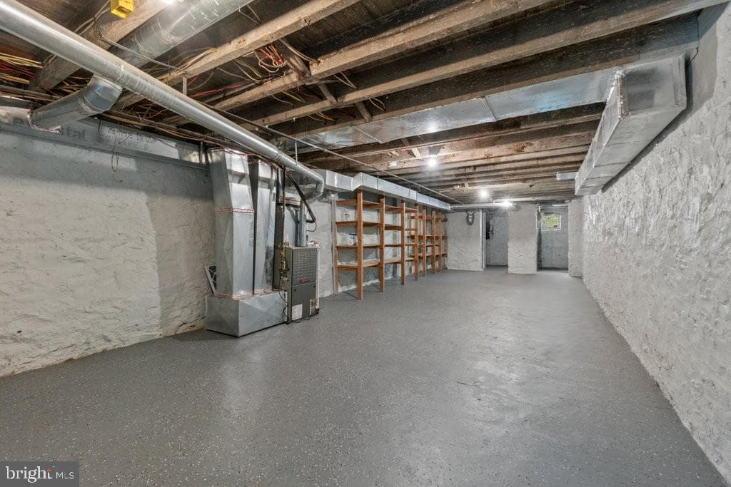 2612 Guilford Avenue photo 31