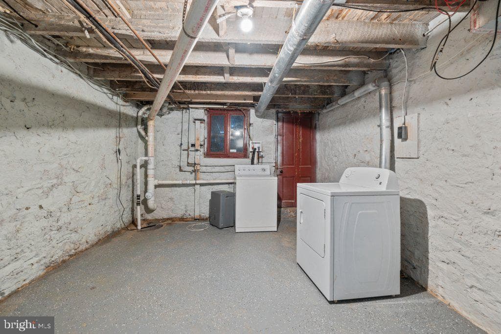 2612 Guilford Avenue photo 32