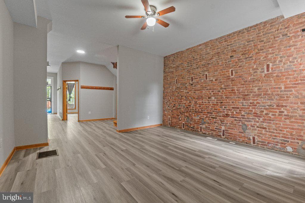 2612 Guilford Avenue photo 8