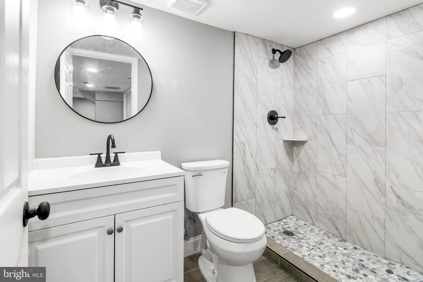 5200 Clifton Avenue photo 46