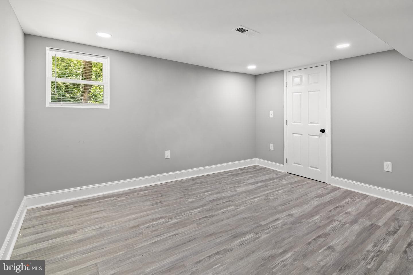5200 Clifton Avenue photo 49