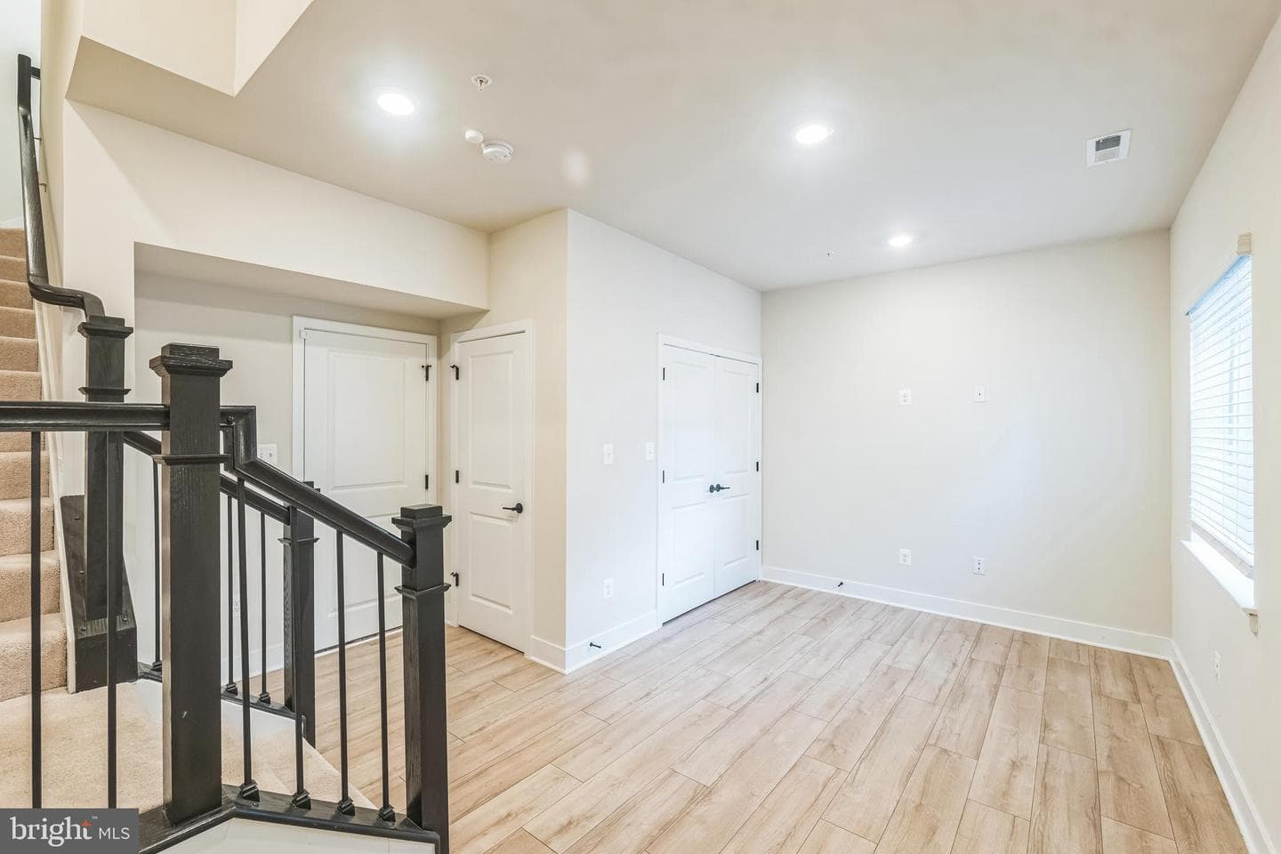 4225 Laplata Avenue photo 10