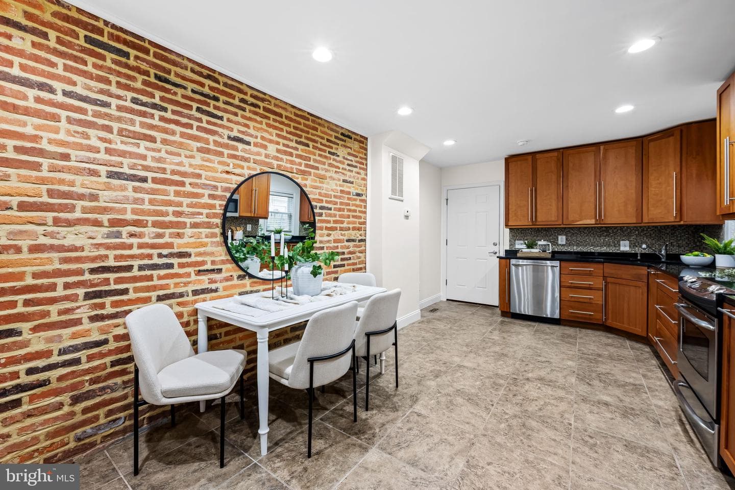 1600 Clarkson Street photo 8