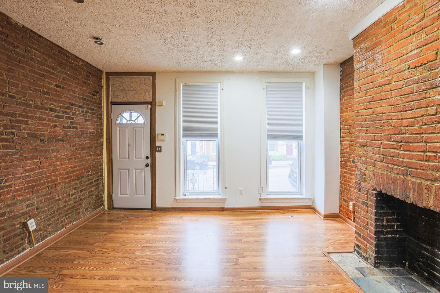 337 Scott Street photo 10
