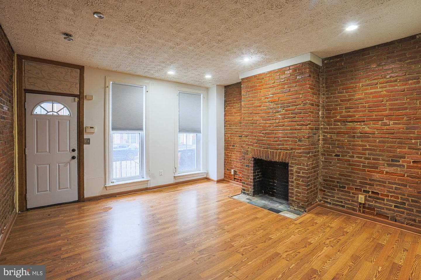 337 Scott Street photo 11