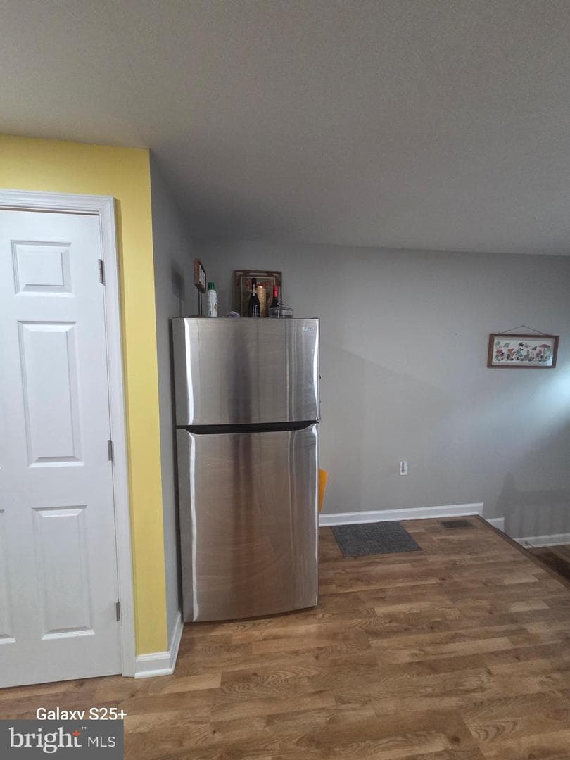 1763 Homestead Street photo 25