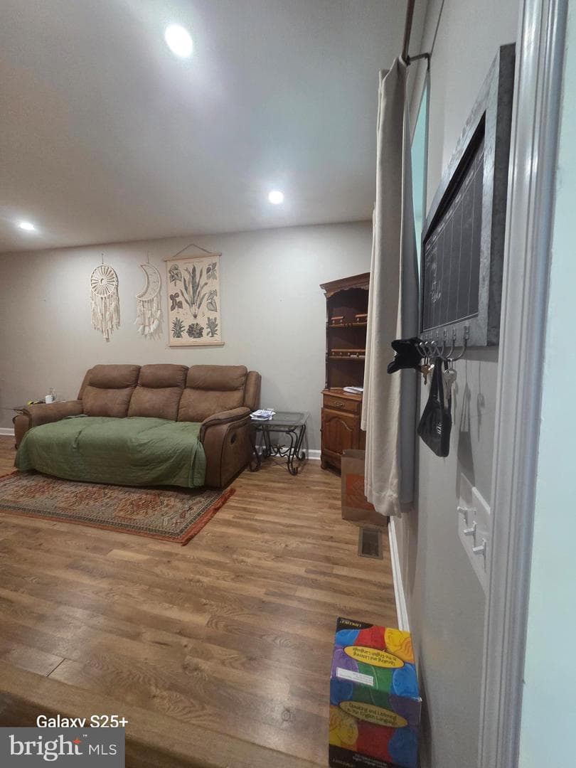 1763 Homestead Street photo 33