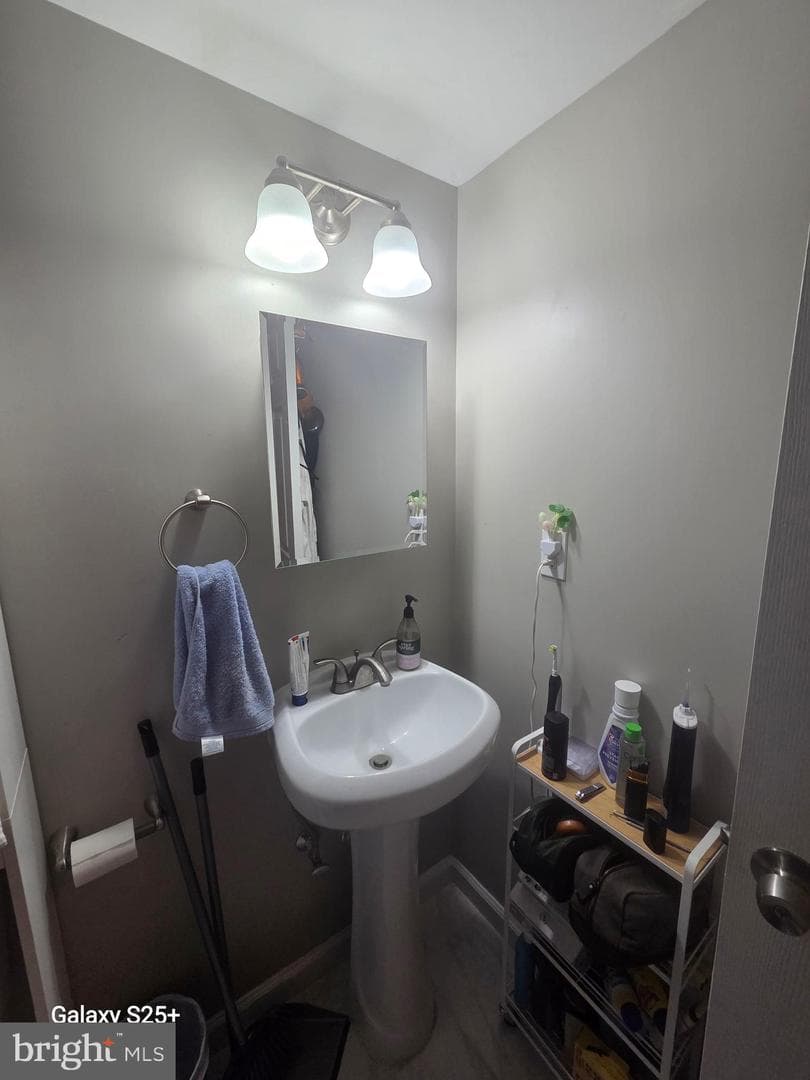 1763 Homestead Street photo 51