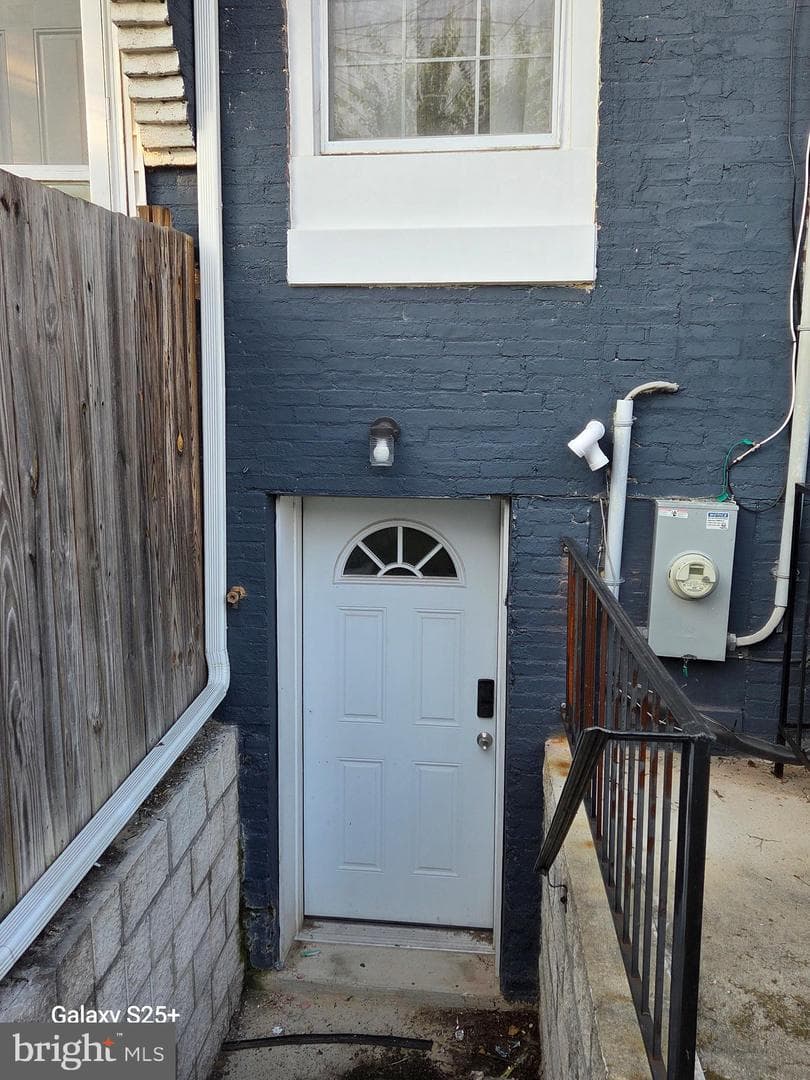 1763 Homestead Street photo 63