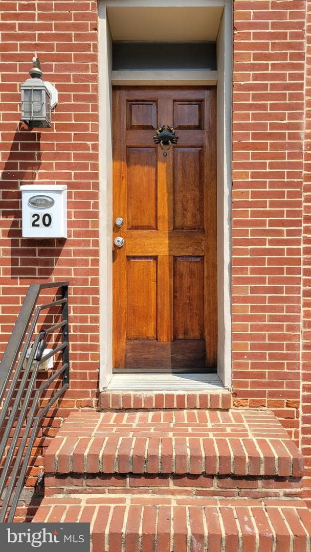 20 E Heath Street photo 4