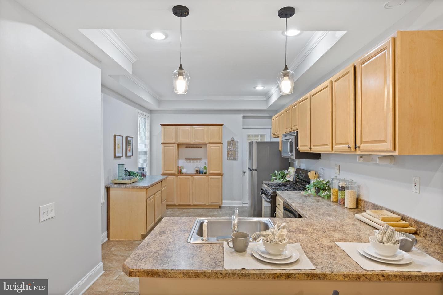 2916 E Baltimore Street photo 12