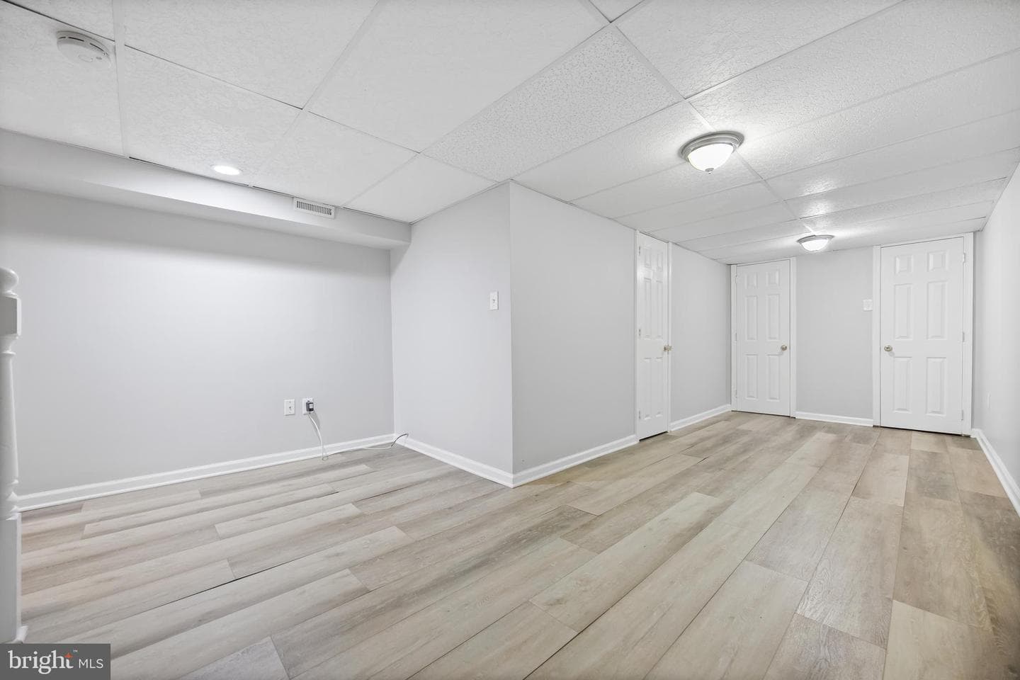 2916 E Baltimore Street photo 32
