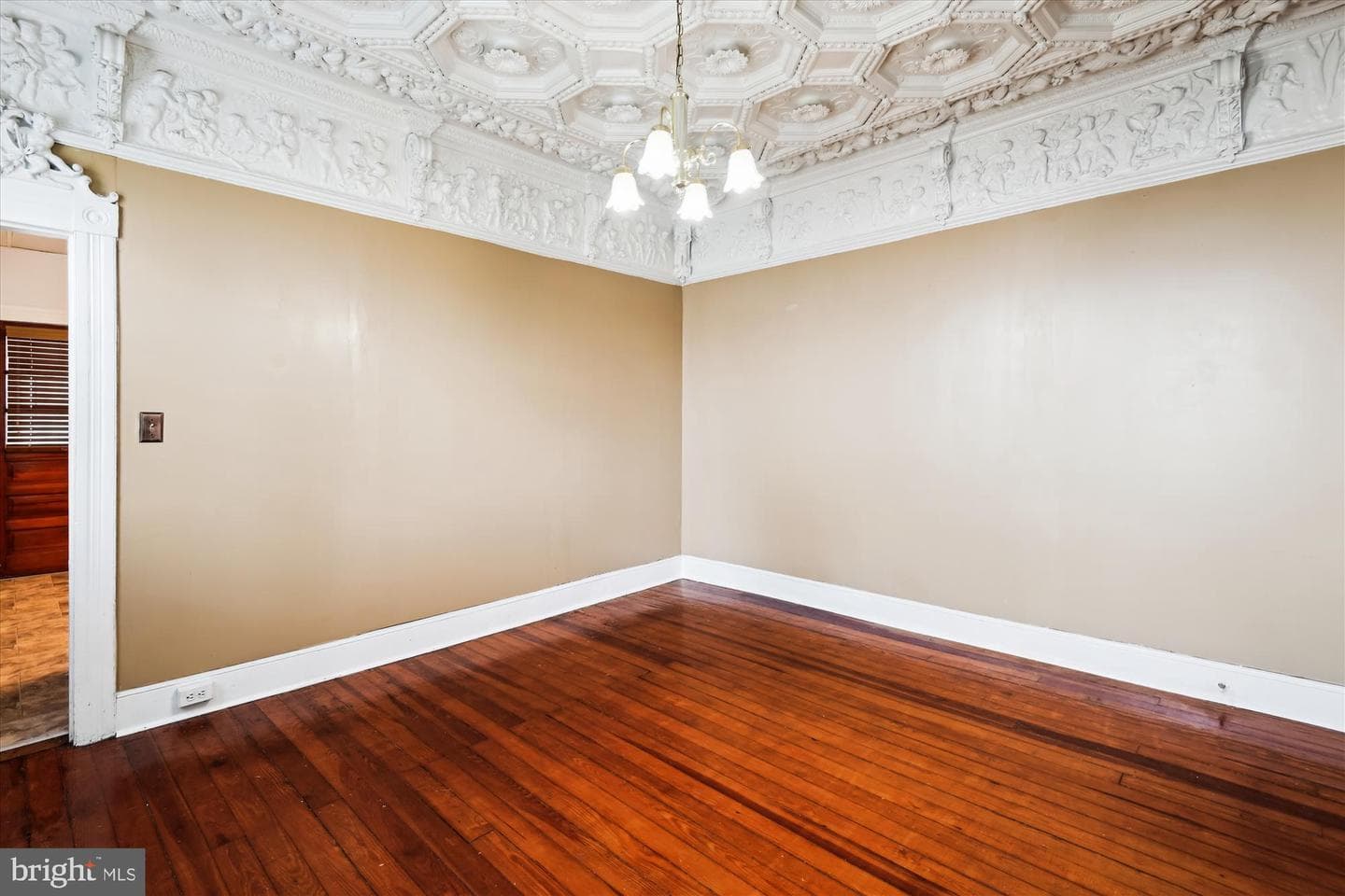 74 N Culver Street photo 3