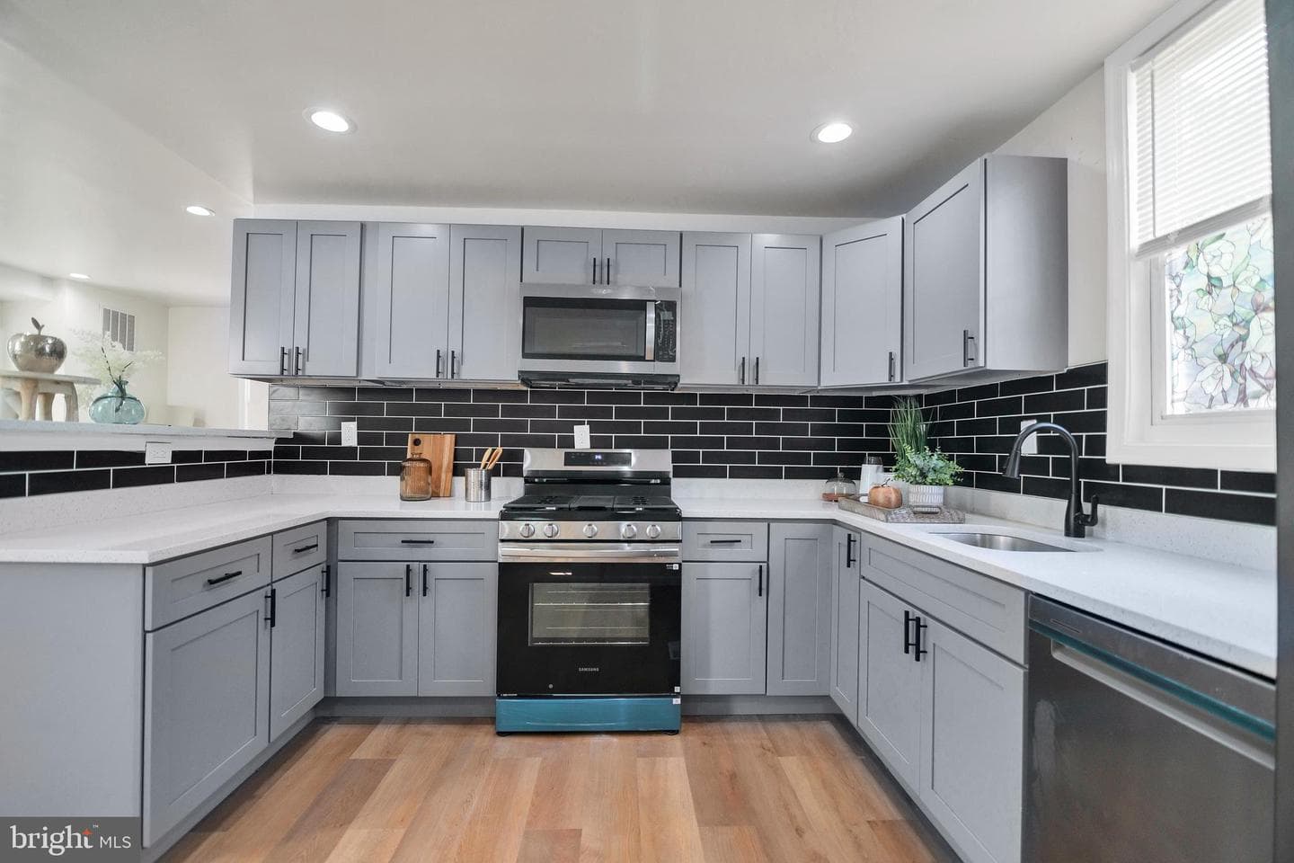 4132 Marx Avenue photo 22