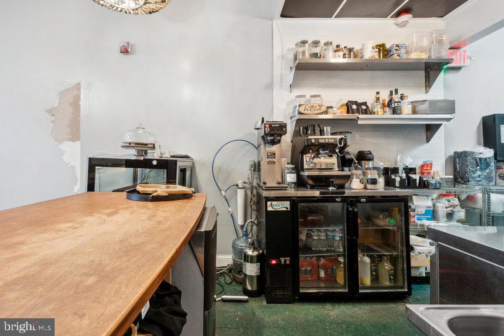 2501 Madison Avenue photo 11