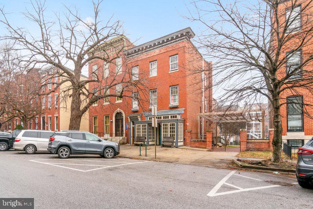 2501 Madison Avenue photo 2