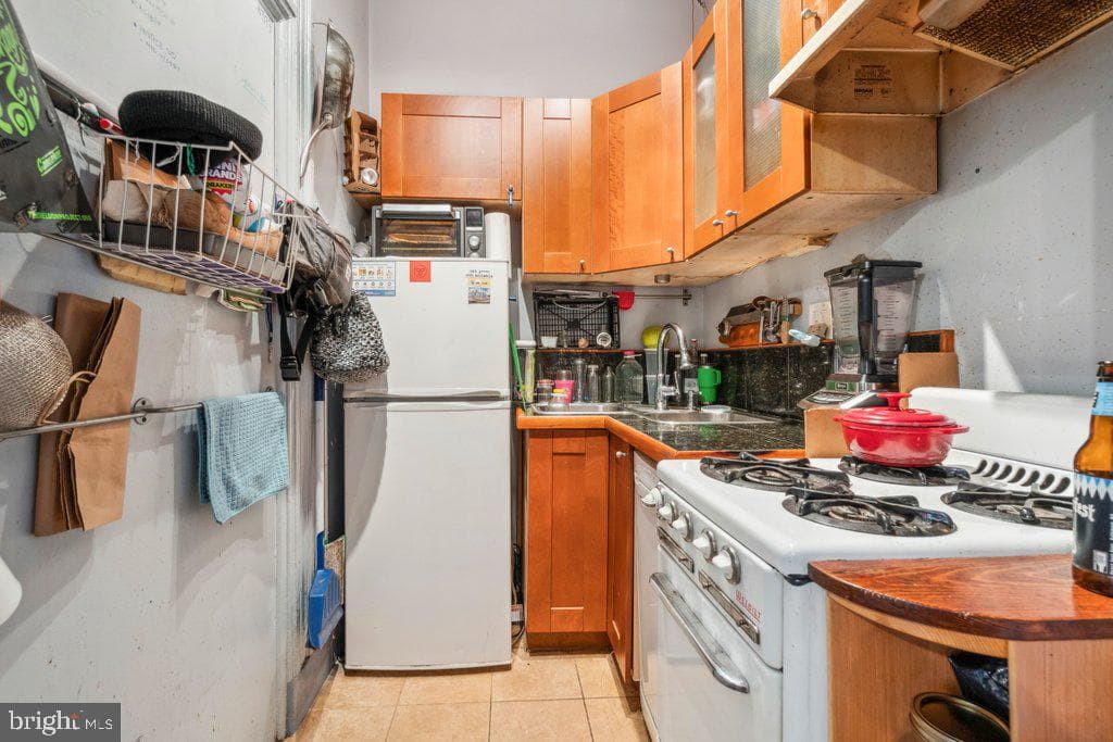 2501 Madison Avenue photo 27