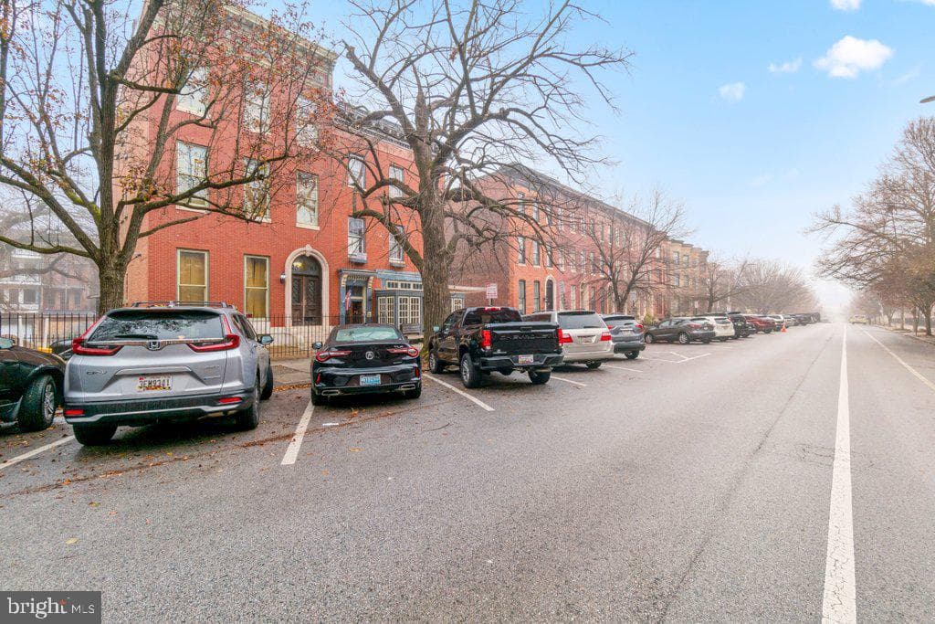 2501 Madison Avenue photo 5