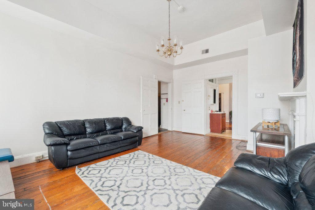 2501 Madison Avenue photo 53