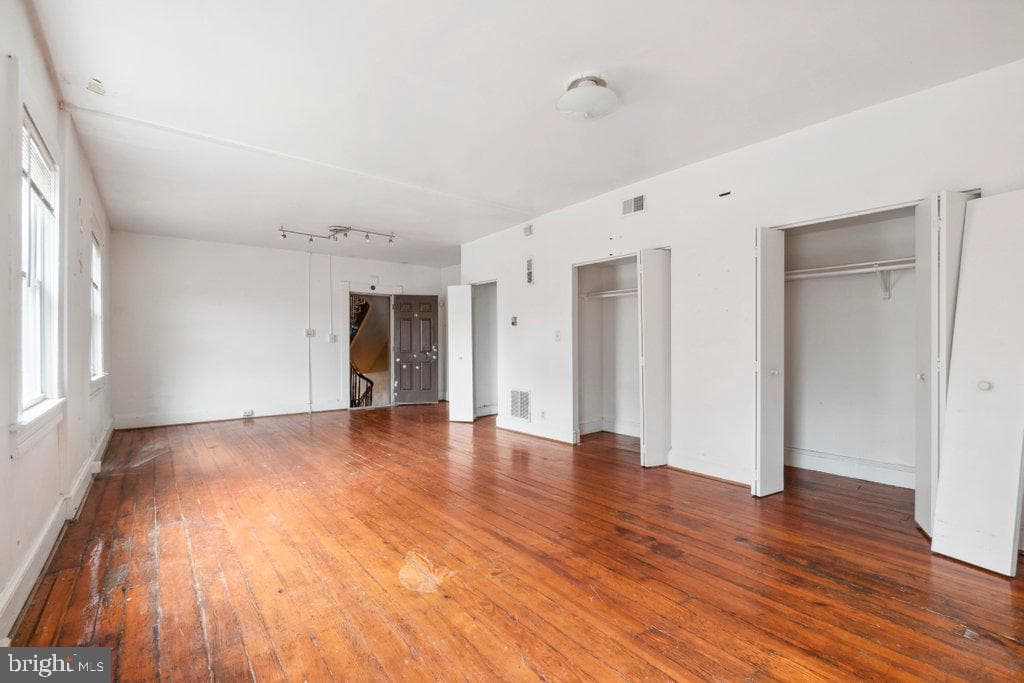2501 Madison Avenue photo 59