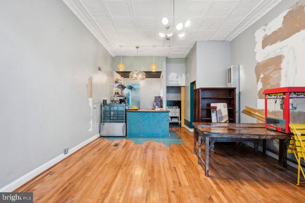 2501 Madison Avenue photo 6