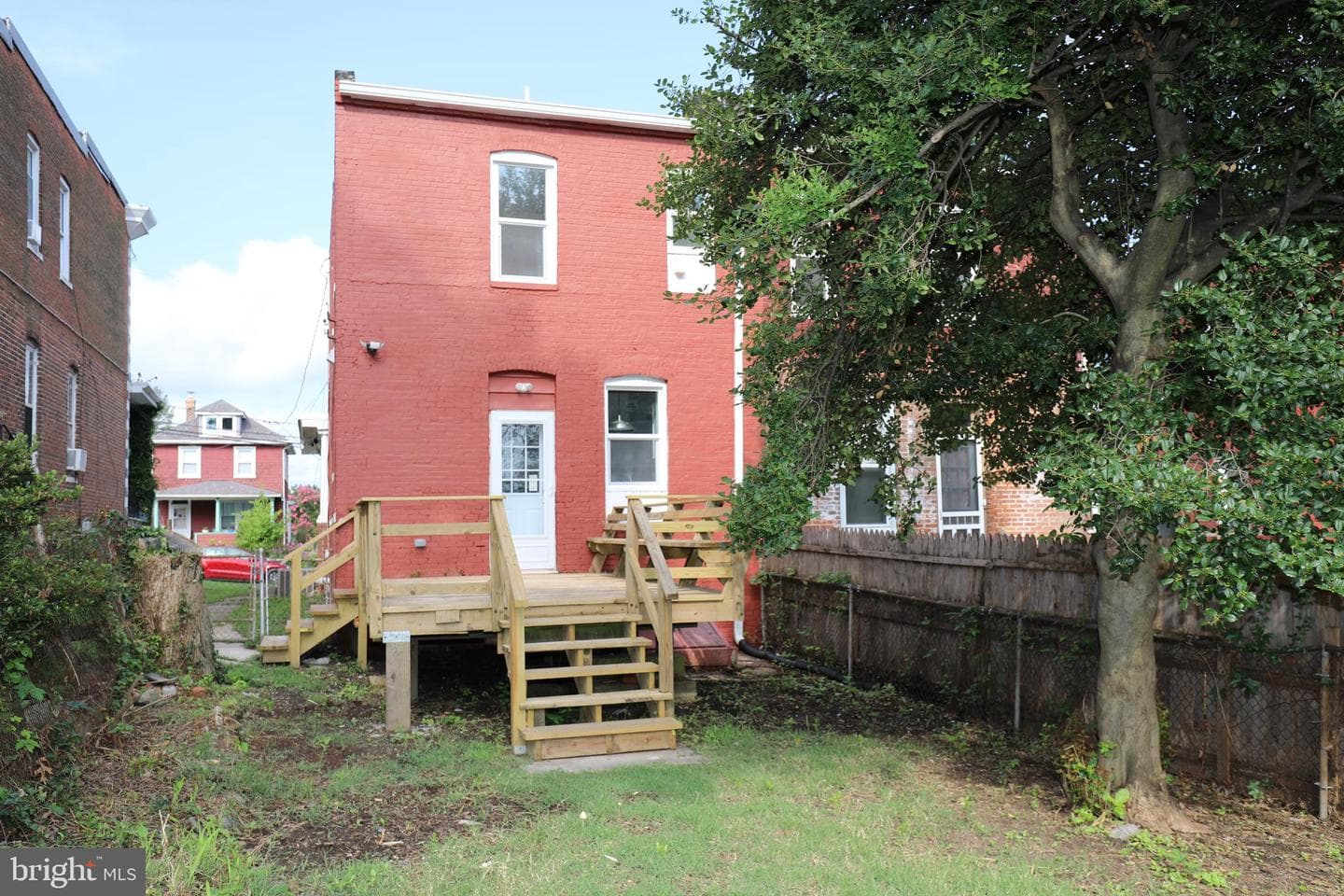 1033 Pine Heights Avenue photo 19