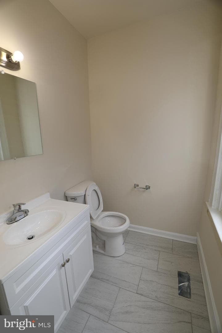 1033 Pine Heights Avenue photo 46