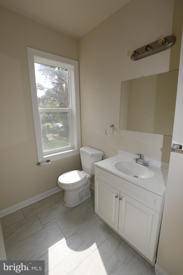 1033 Pine Heights Avenue photo 47