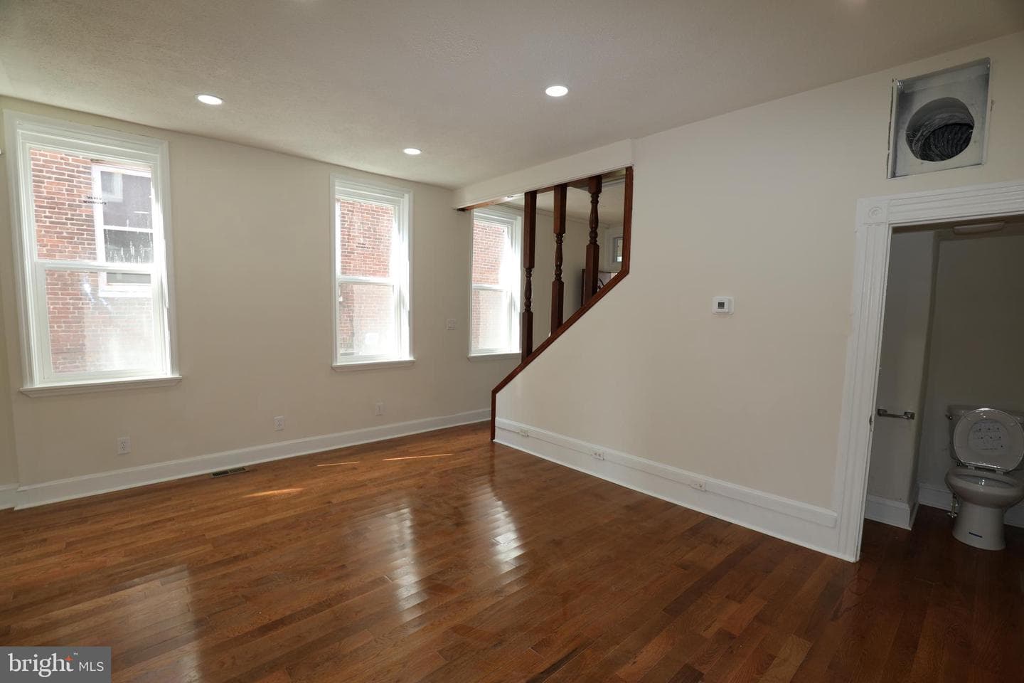 1033 Pine Heights Avenue photo 71