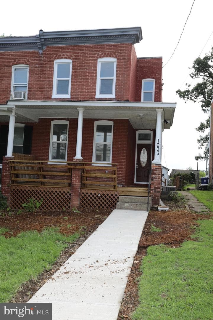 1033 Pine Heights Avenue photo 8