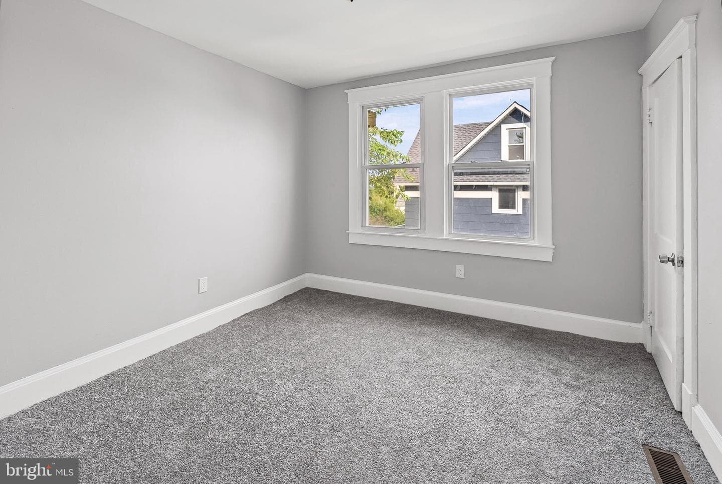 4306 Southern Avenue photo 13