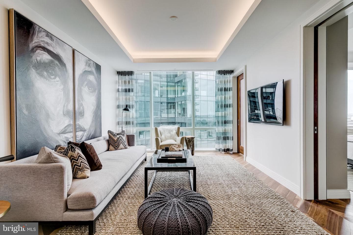 300 International Drive #1907, Baltimore