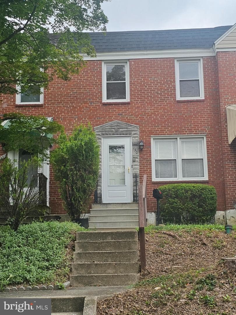 730 Yale Avenue photo 2
