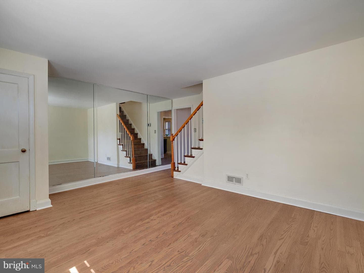 730 Yale Avenue photo 7