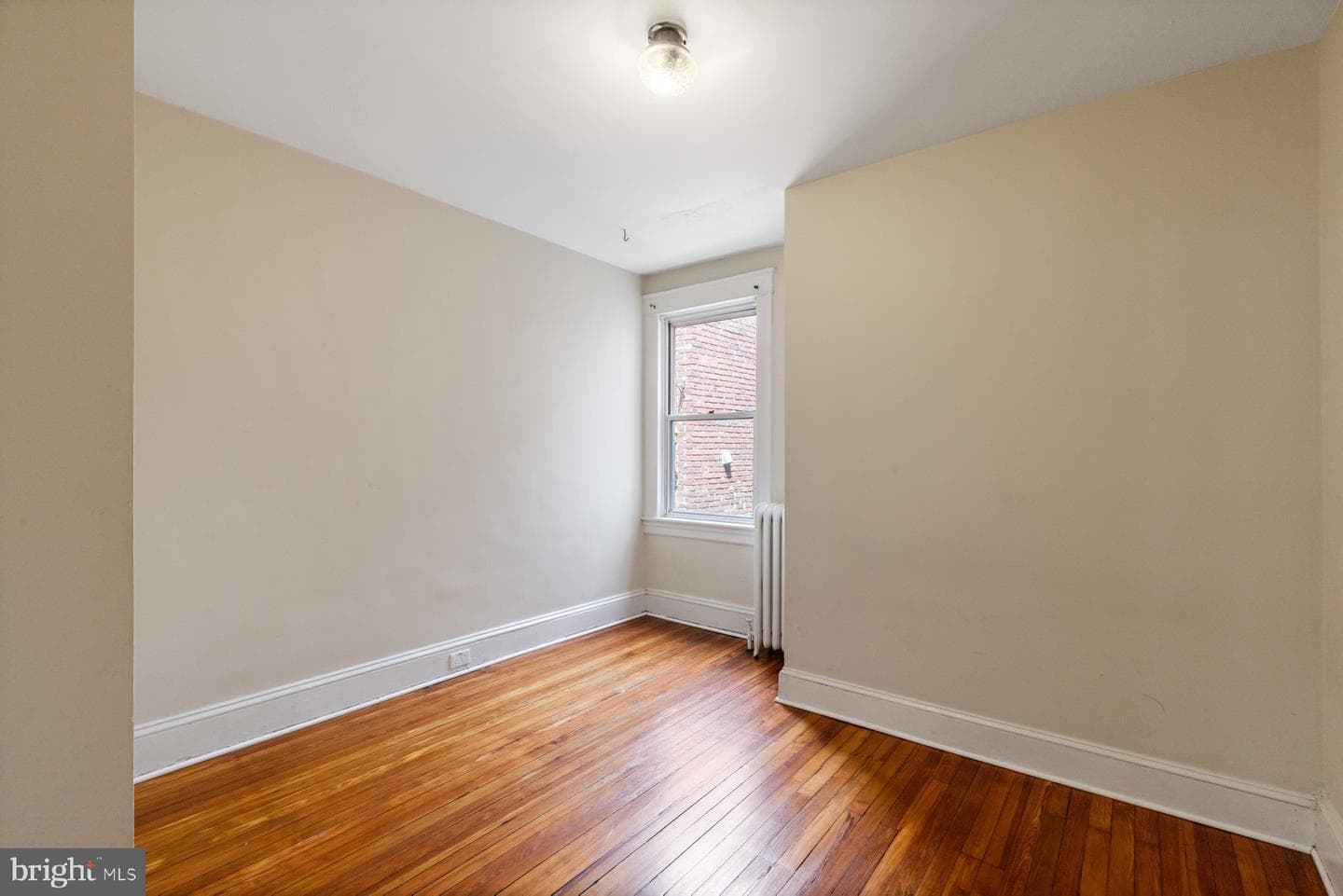 316 E 33rd Street photo 13