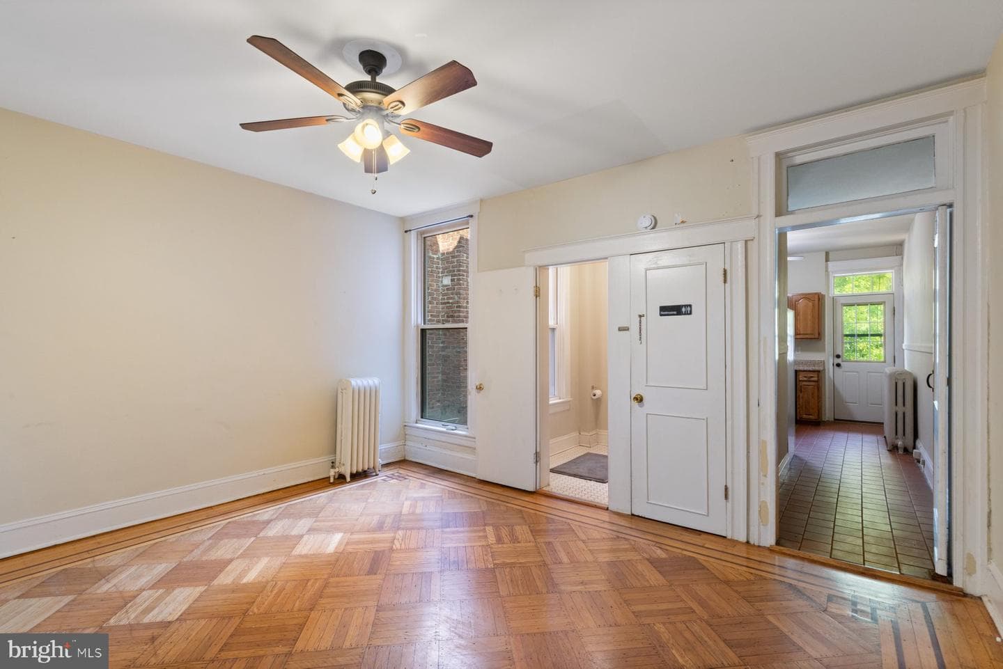 316 E 33rd Street photo 7