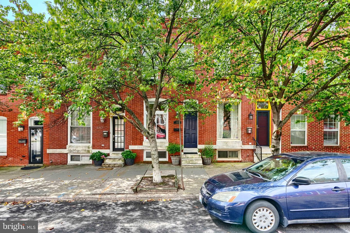 3315 Hudson Street photo 1