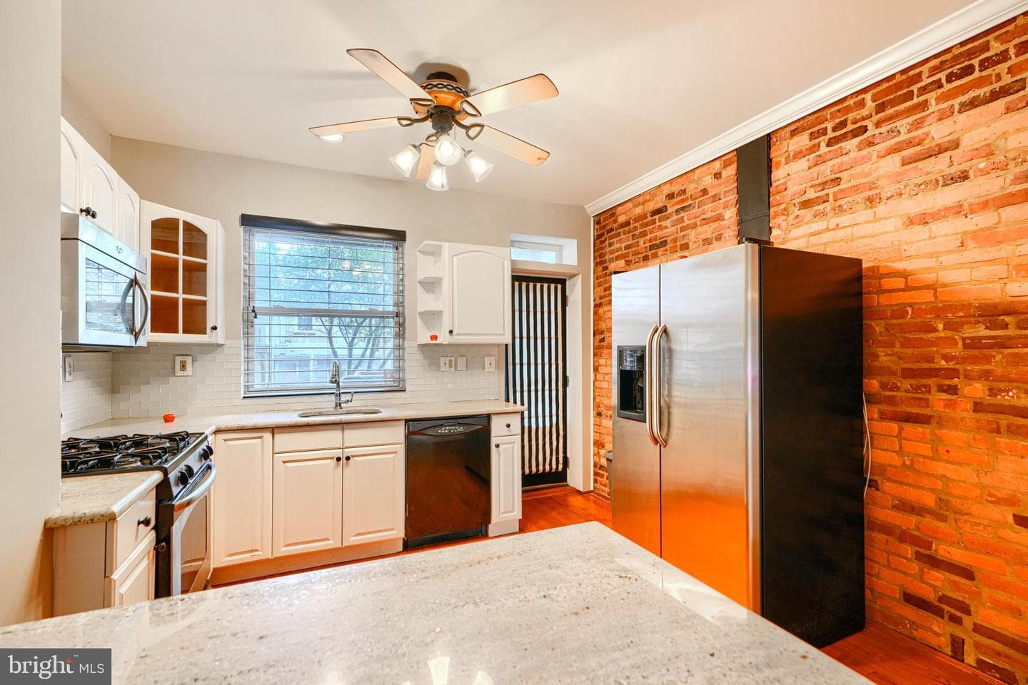 3315 Hudson Street photo 10