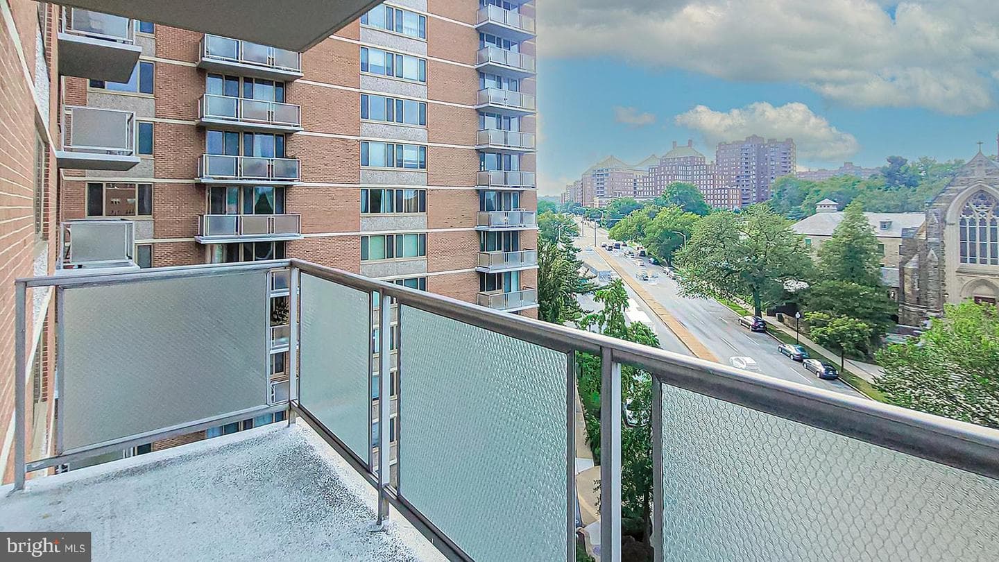 1 E University Parkway #702 photo 19