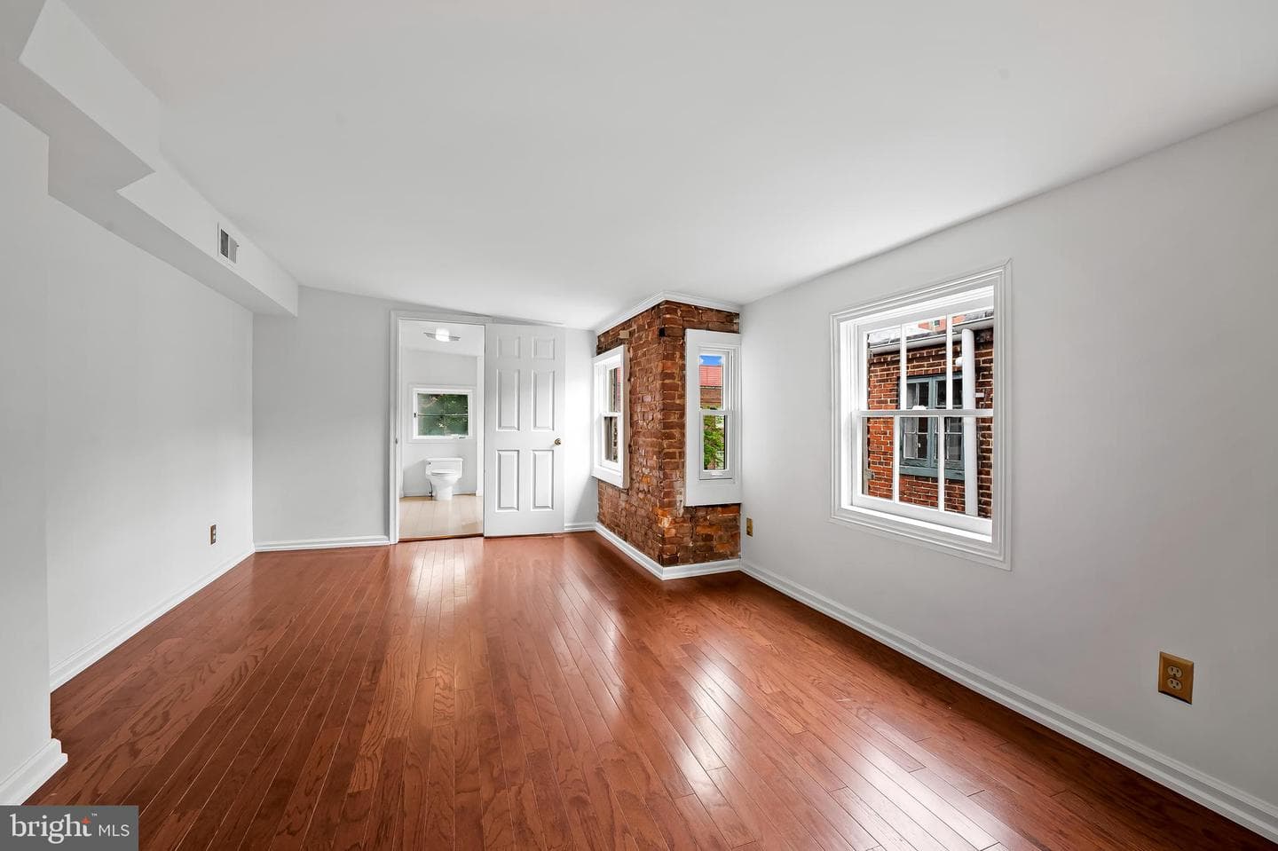 1431 Park Avenue photo 34