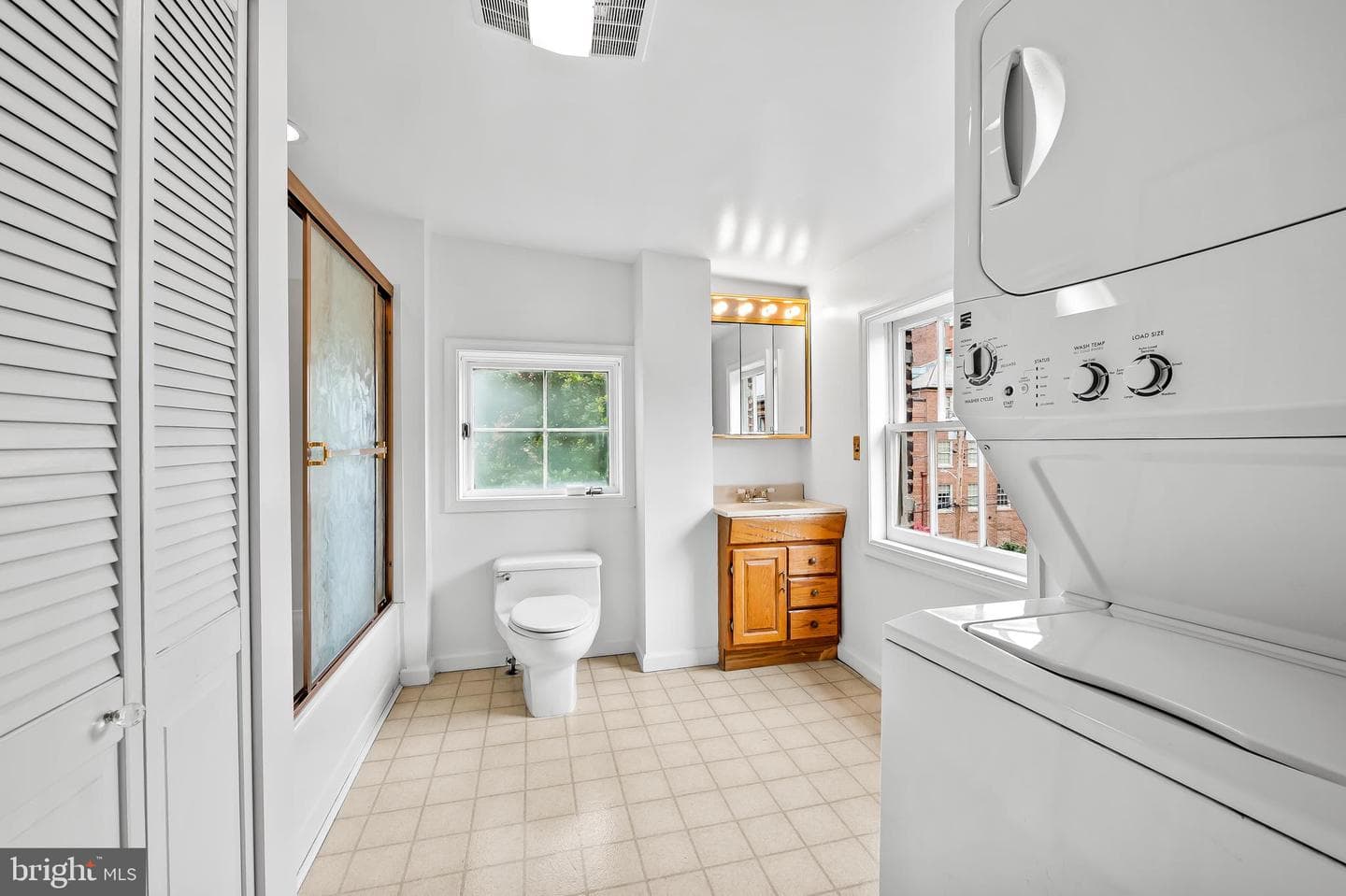 1431 Park Avenue photo 36