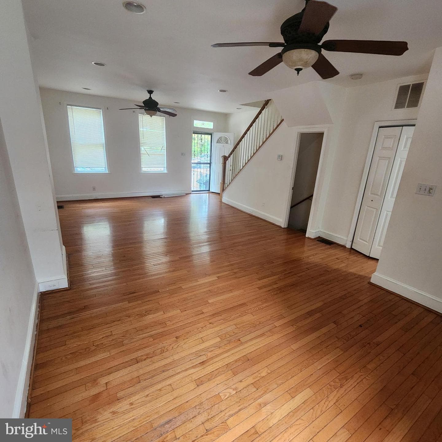 3035 Frisby Street photo 4