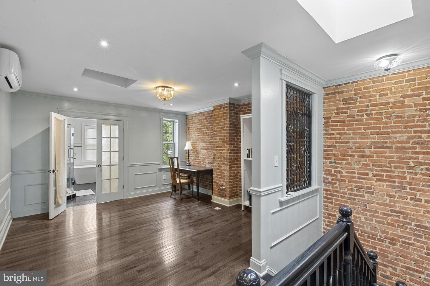 420 E Biddle Street photo 28