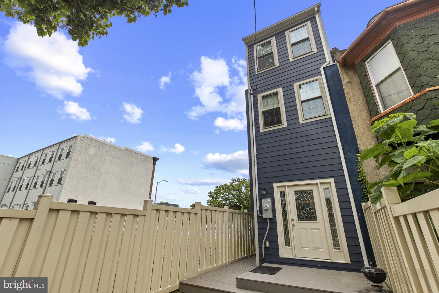 420 E Biddle Street photo 39