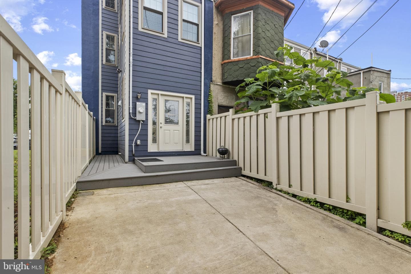 420 E Biddle Street photo 40