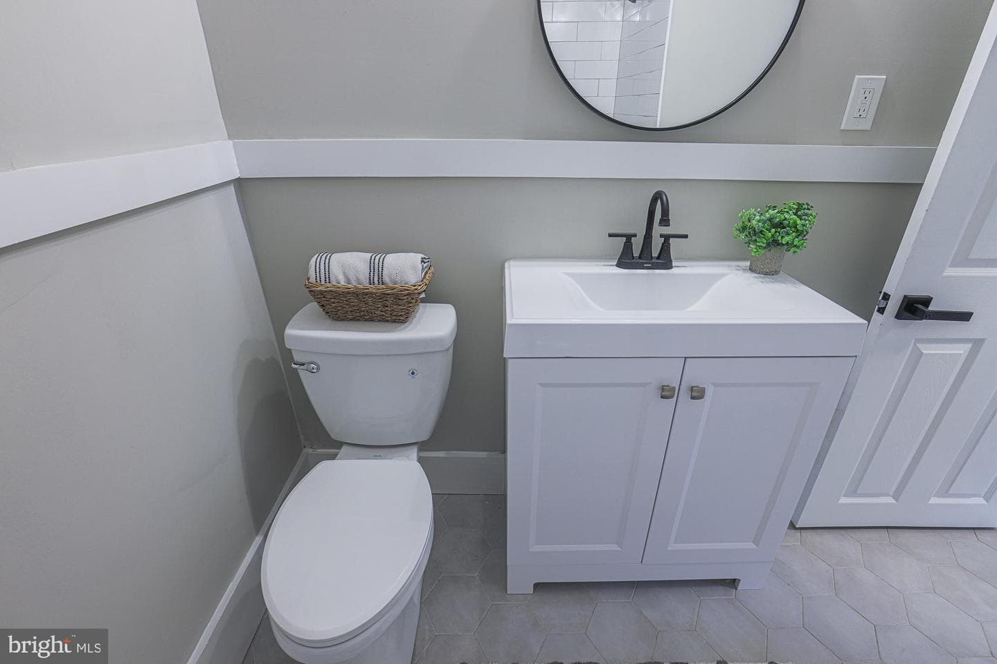 6013 Pinehurst Road photo 38