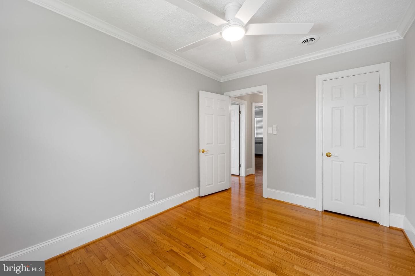 2828 Harview Avenue photo 27