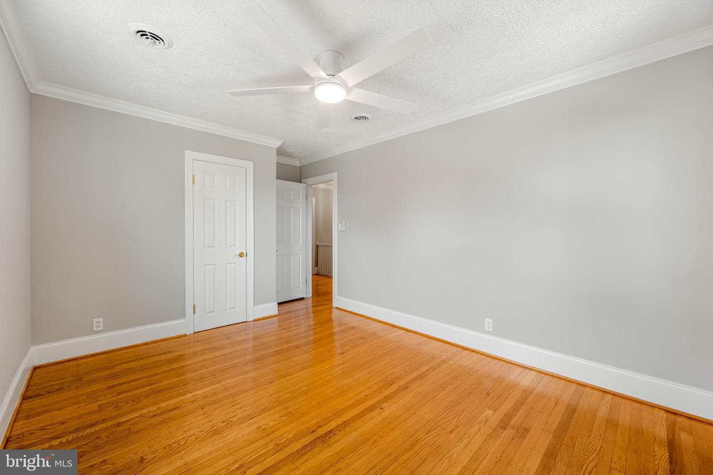 2828 Harview Avenue photo 29