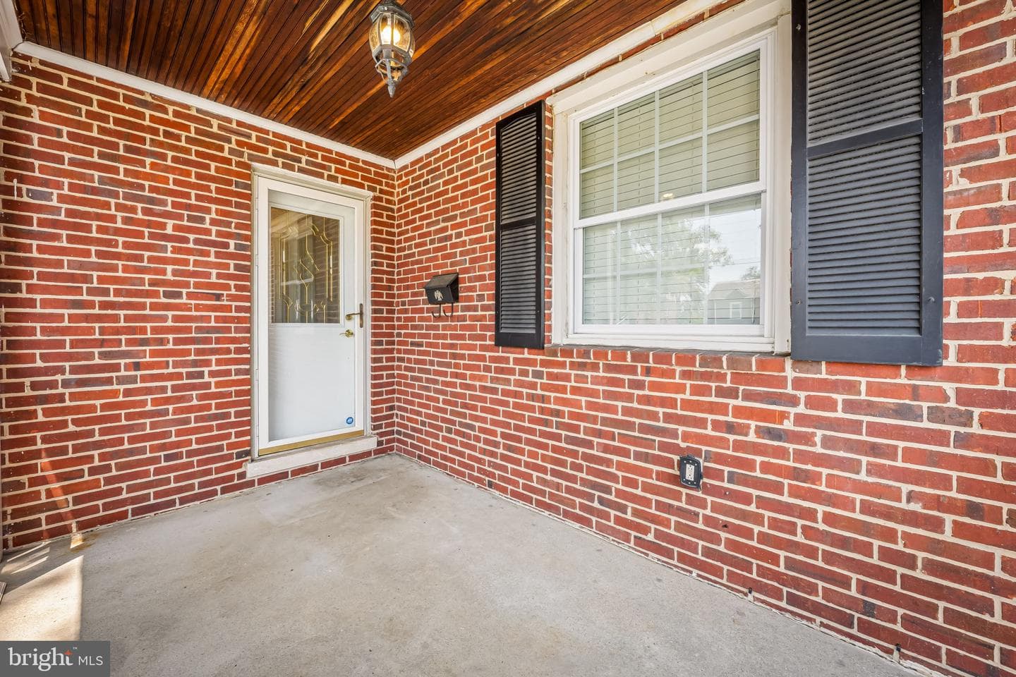 2828 Harview Avenue photo 4
