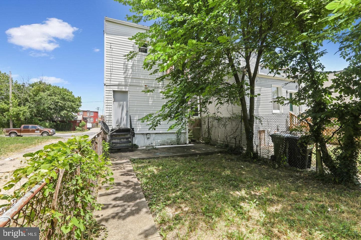 4408 Towanda Avenue photo 28